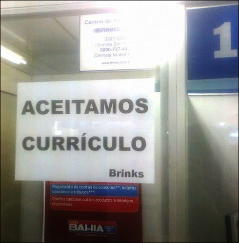 Casas Bahia trollando! - 12/03/2011