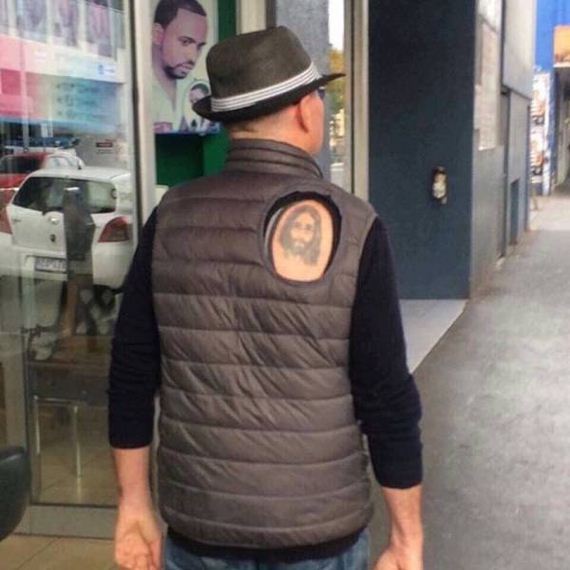 Quando as pessoas fazem uma tatuagem nova